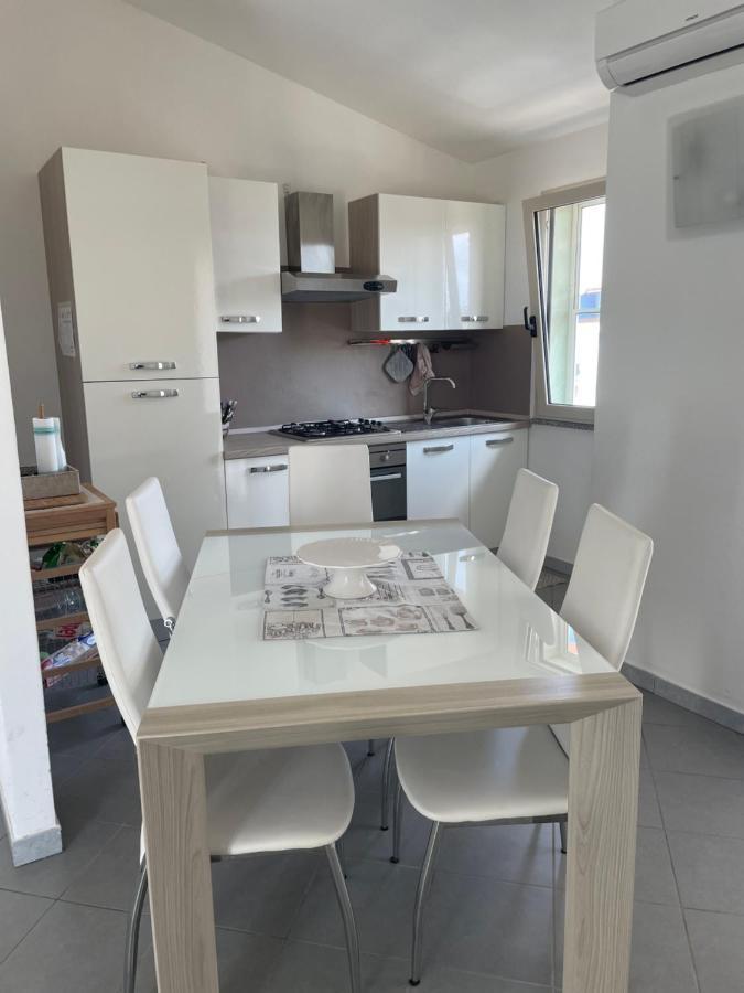 Appartamento Mansarda San Pietro Valledoria  Esterno foto
